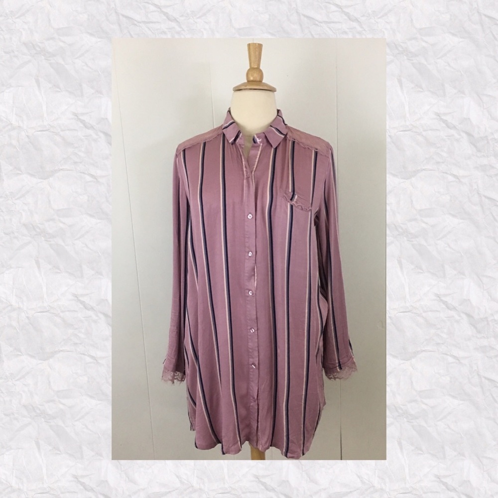 Vince Camuto Striped Lace Long Sleeve Tunic Blouse